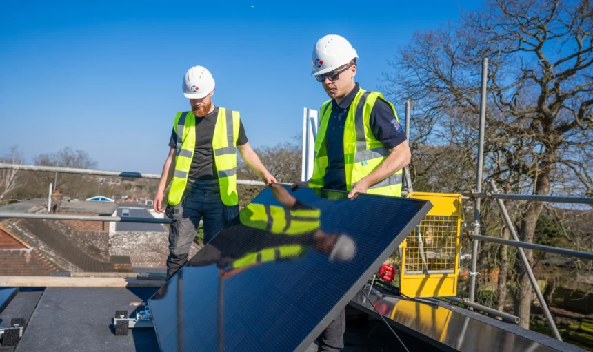 Solar-Panels-Cut-Your-Bills-Liverpool